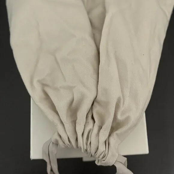 Slippers - Picture 4 of 4